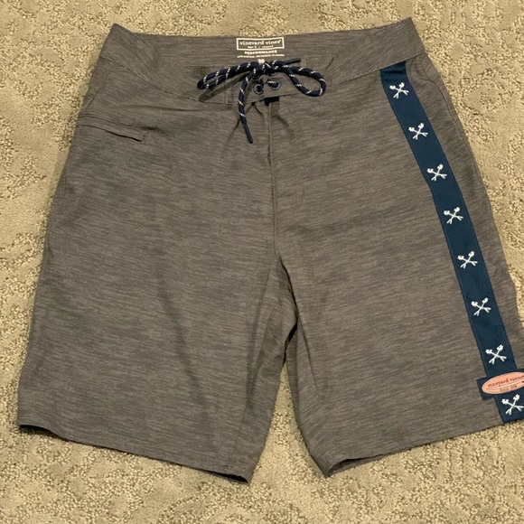 Vineyard Vines swim shorts. Worn once. - Picture 1 of 2